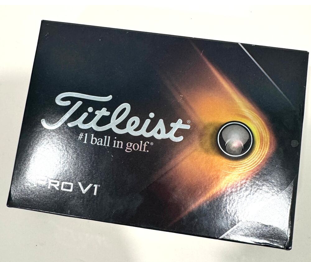 TITLEIST PRO V1 Golf Balls - 12 Pack